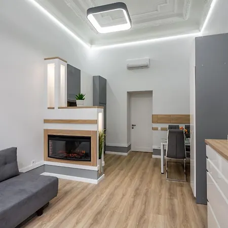 Doroshenko Street For 4 Guests Appartamento *