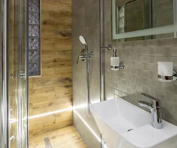 Apartment Doroshenko Street For 4 Guests