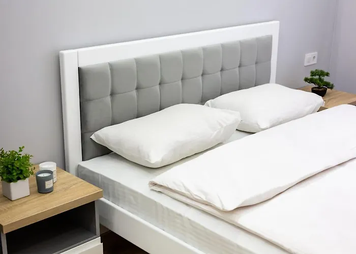 Doroshenko Street For 4 Guests Apartamento *