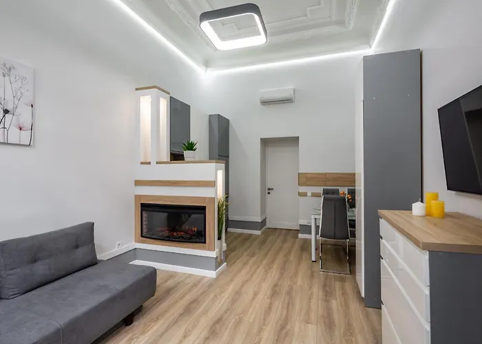 Doroshenko Street For 4 Guests Apartamento *